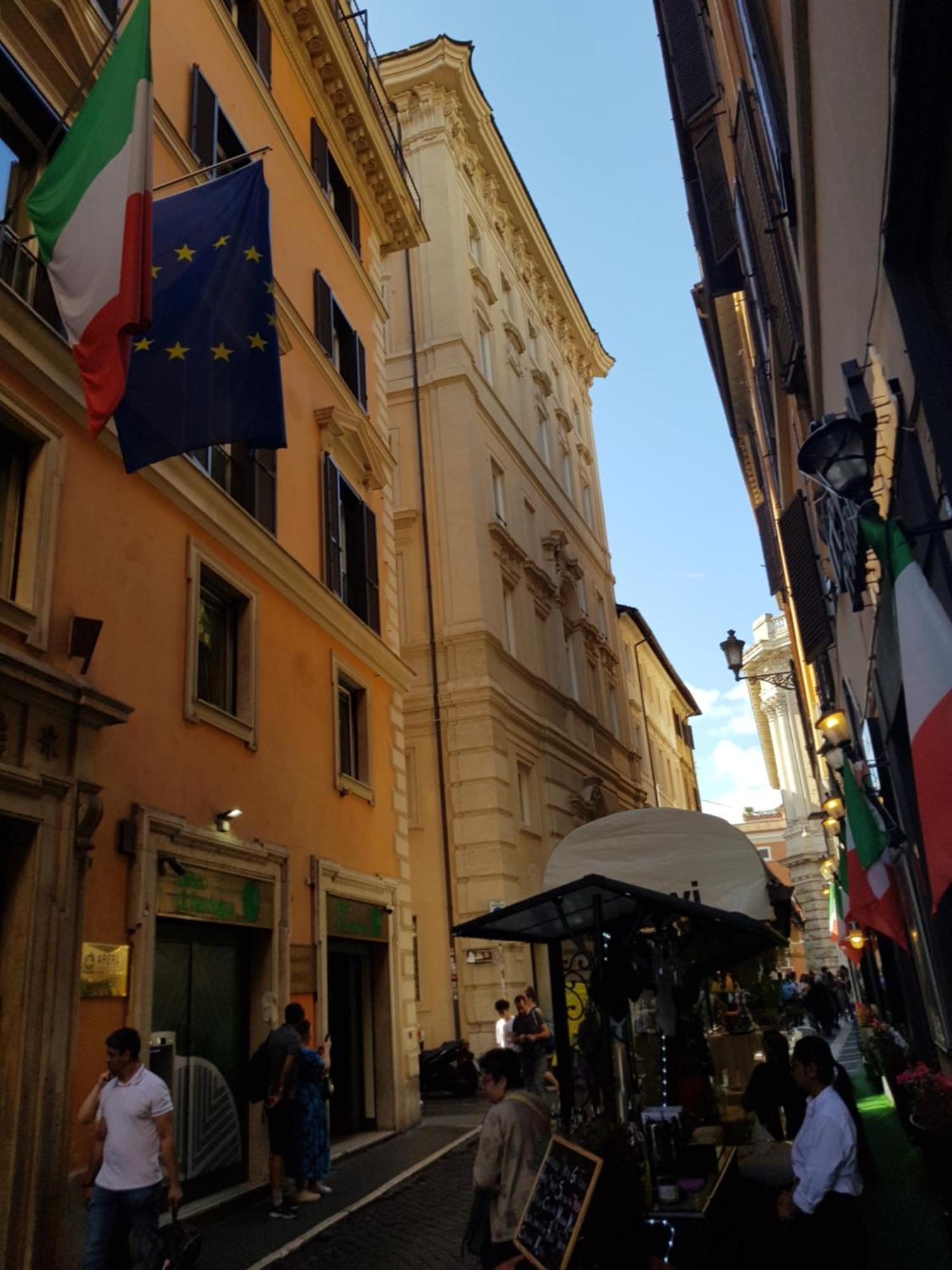 Appartement Un Relax A Fontana Di Trevi Rome
